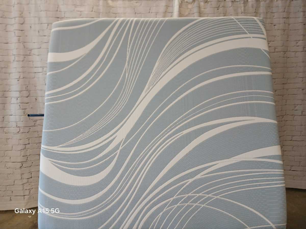 Tempur-Pedic LuxeAlign Soft 13 Inch Mattress - King - Gallery Image 5